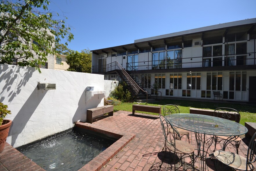 More Photos Of 2441 Le Conte Ave, Berkeley Schools For Lease