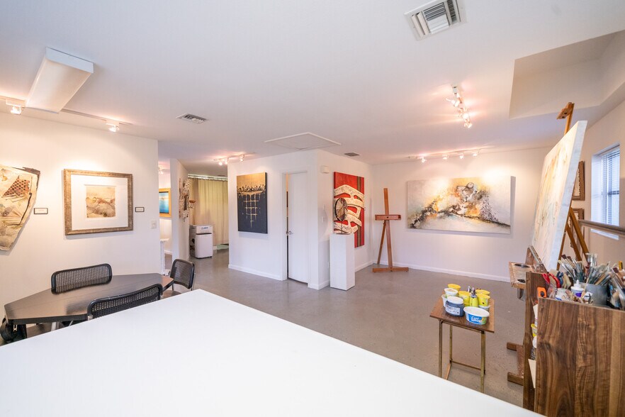 More Photos Of 251 E Olympia Ave, Punta Gorda Freestanding For Sale