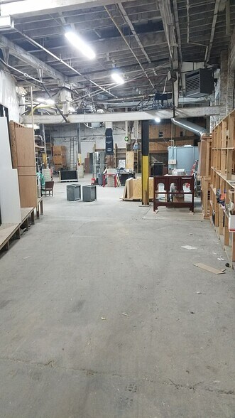 More Photos Of 3050 N Western Ave, Chicago Industrial For Lease