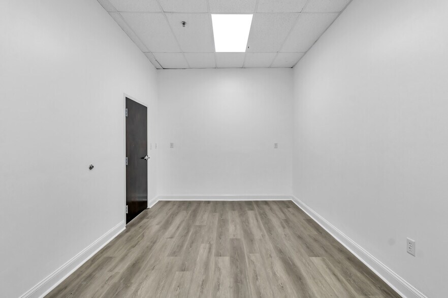 More Photos Of 2125 Beaver Ruin Rd, Norcross Unknown For Lease