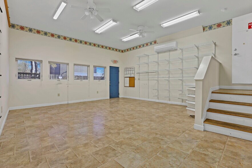 More Photos Of 563 S Dawson Ave, Columbus Loft Creative Space For Sale