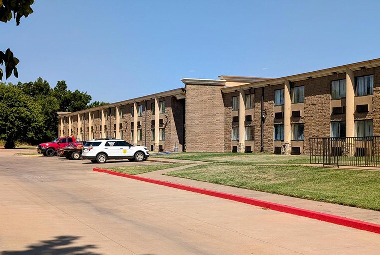 More Photos Of 2818 S Van Buren St, Enid Hotel For Sale