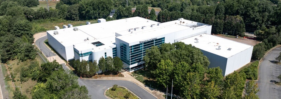 More Photos Of 2051 E Fifth St, Winston-Salem Manufacturing For Sale