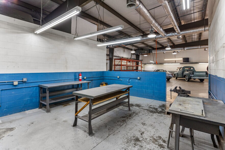 More Photos Of 205 Bourne Blvd, Savannah Warehouse For Sale