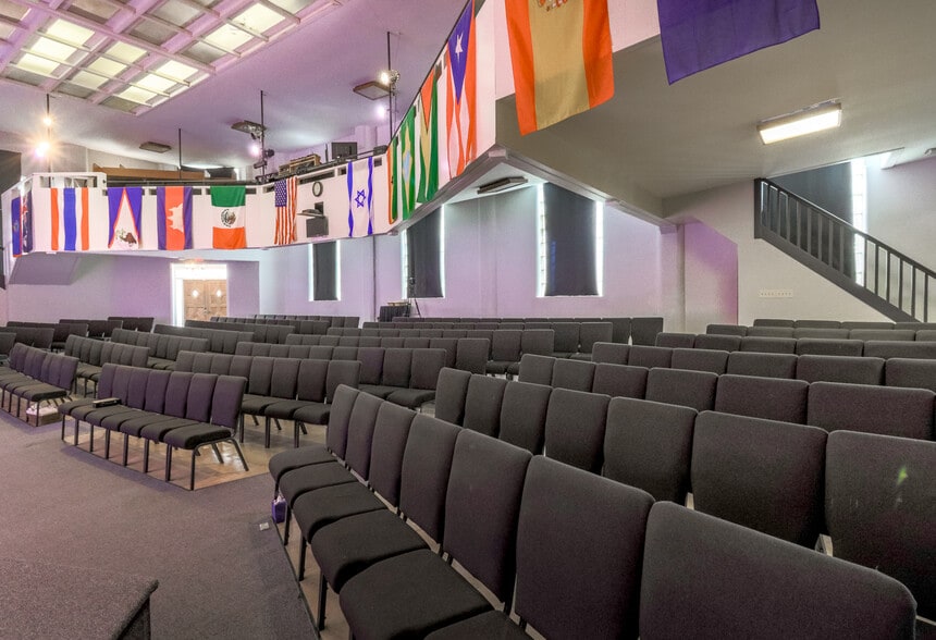 More Photos Of 1016 S 10th St, Tacoma Religious Facility For Sale