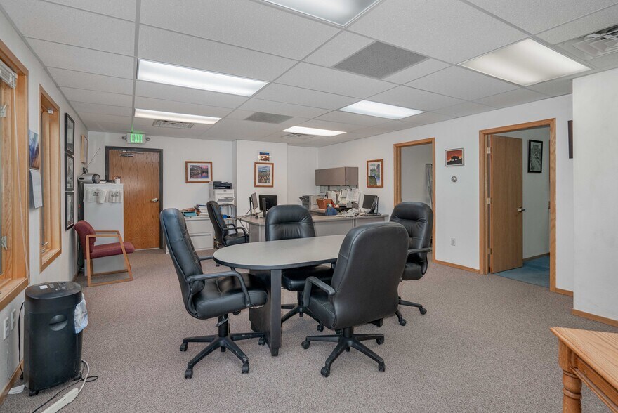 More Photos Of 1371 E Hecla Dr, Louisville Office For Sale