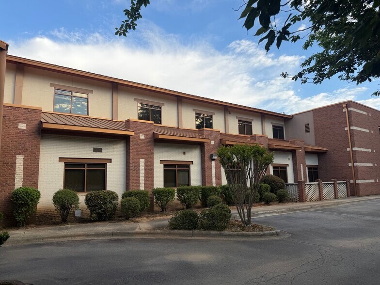More Photos Of 2266 Nc-16, Denver Office For Sale