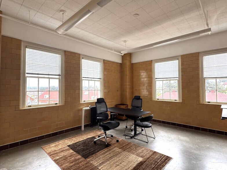 More Photos Of 220 Halleck St, San Francisco Office For Lease