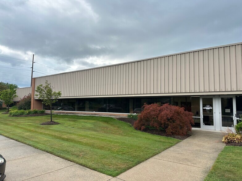 More Photos Of 11114-11158 James St, Zeeland Warehouse For Sale
