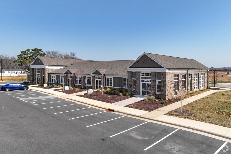 More Photos Of 1725 Welden Village Ave, Kernersville Unknown For Lease