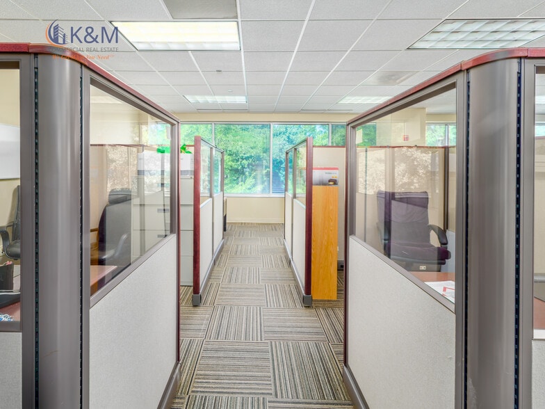 More Photos Of 12359 Sunrise Valley Dr, Reston Office For Sale