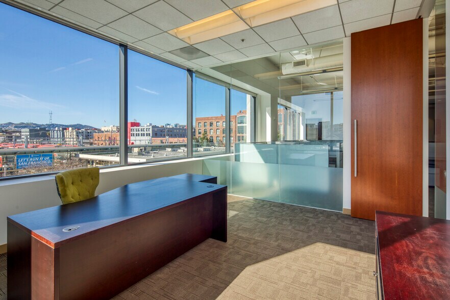 More Photos Of 290 King St, San Francisco Medical For Lease