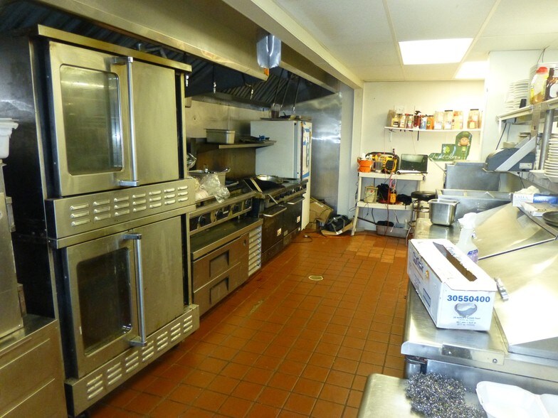 More Photos Of 359 Boston Post Rd, Westbrook Restaurant For Sale