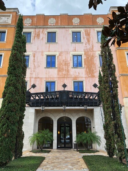 More Photos Of 6996 Piazza Grande Ave, Orlando Office For Sale