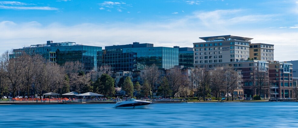 More Photos Of 1101 Lake Washington Blvd N, Renton Unknown For Lease