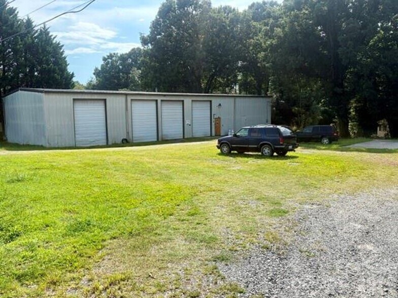 More Photos Of 4143 Duff Dr, Hudson Specialty For Sale
