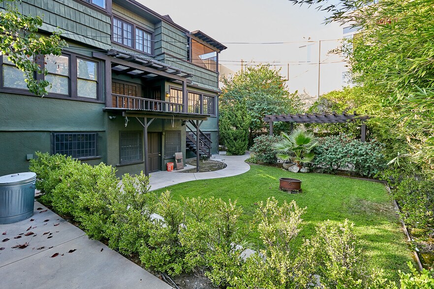 More Photos Of 658 S Bronson Ave, Los Angeles Office Residential For Sale