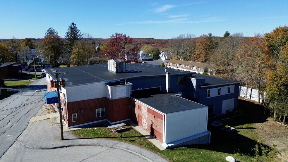 More Photos Of 44 Morris St, Webster Flex For Sale