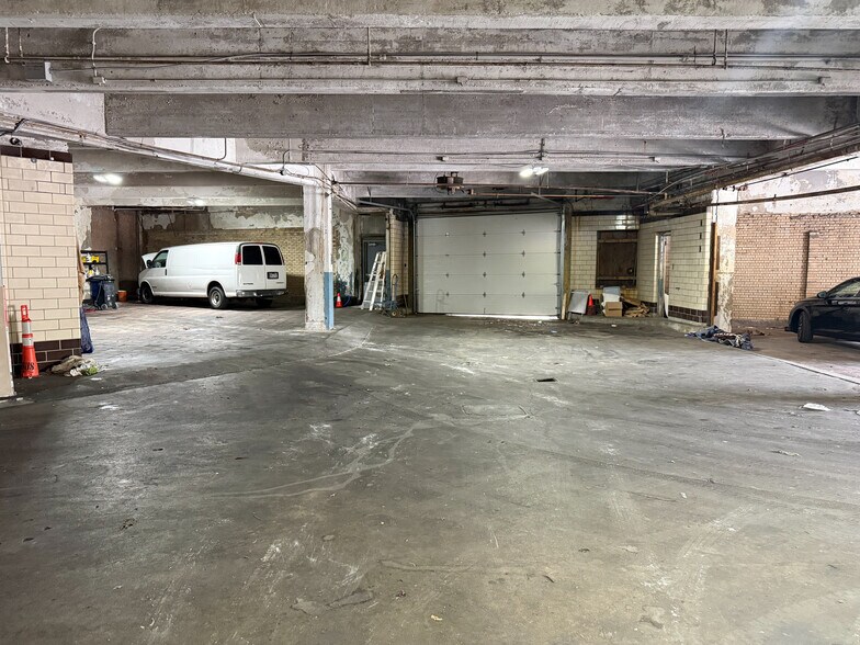 More Photos Of 3363 Reading Rd, Cincinnati Warehouse For Sale