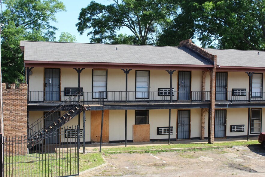 More Photos Of 760 Willow St, Jackson Apartments For Sale