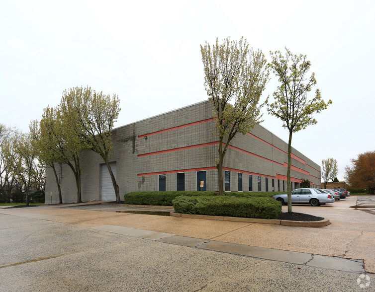 Primary Photo Of 23 Roland Ave, Mount Laurel Warehouse For Lease