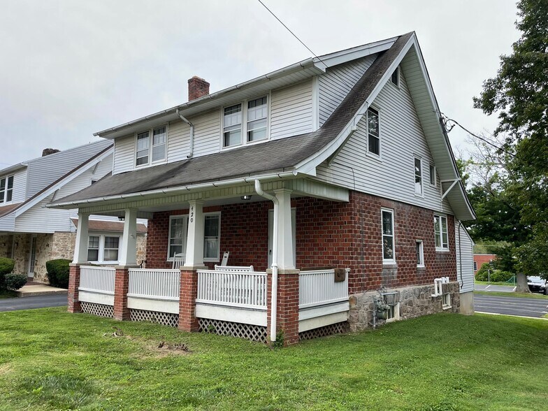 More Photos Of 420 N Spring Garden St, Ambler Office For Lease
