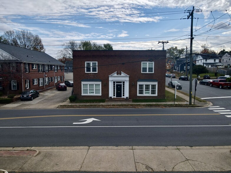 Primary Photo Of 816 William St, Fredericksburg Office Residential For Sale