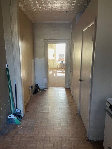 More Photos Of 569 Union St, Brooklyn Apartments For Lease