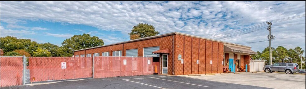 More Photos Of 116 Massey St, Fort Mill Flex For Sale