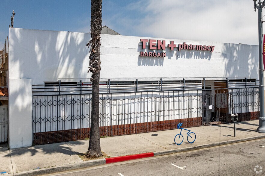 More Photos Of 750 Long Beach Blvd, Long Beach Storefront For Lease