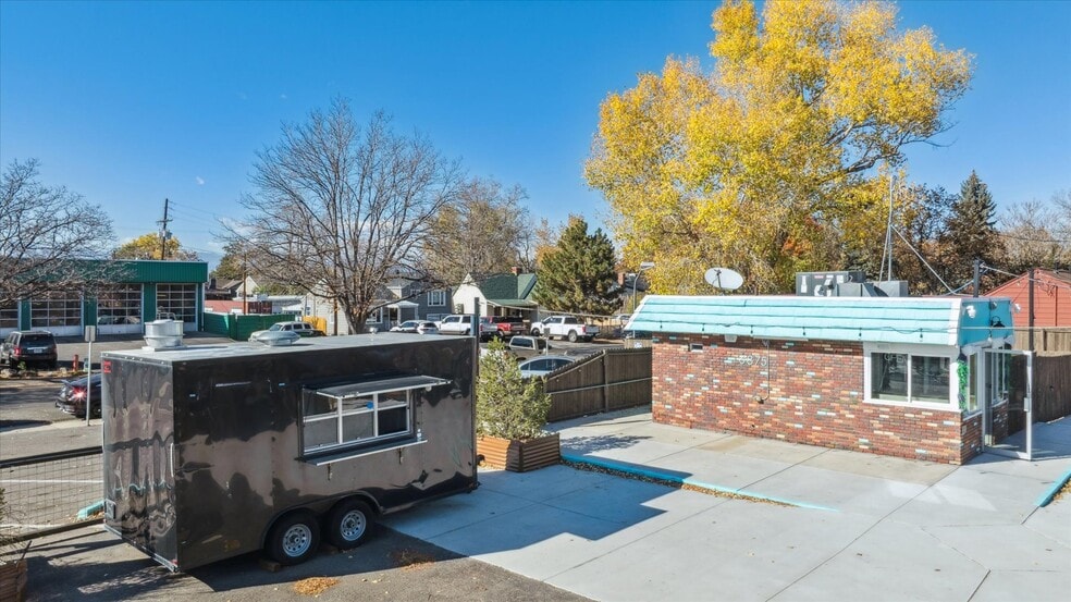 More Photos Of 6875 W 38th Ave, Wheat Ridge General Retail For Lease