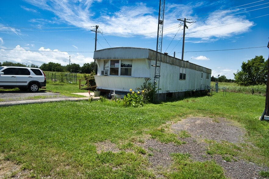 More Photos Of 400 S Front St, Noble Manufactured Housing Mobile Home Park For Sale