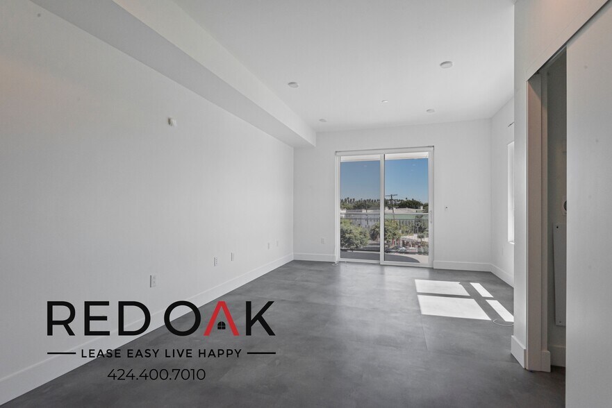 More Photos Of 3450 W 43rd St, Los Angeles Apartments For Lease