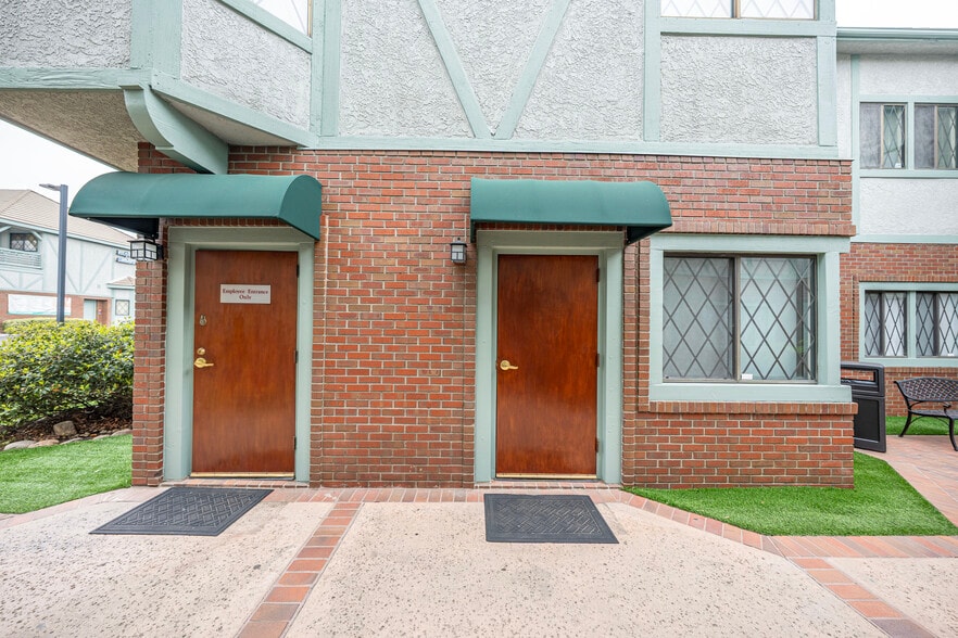 More Photos Of 315 E Route 66, Glendora Healthcare For Lease