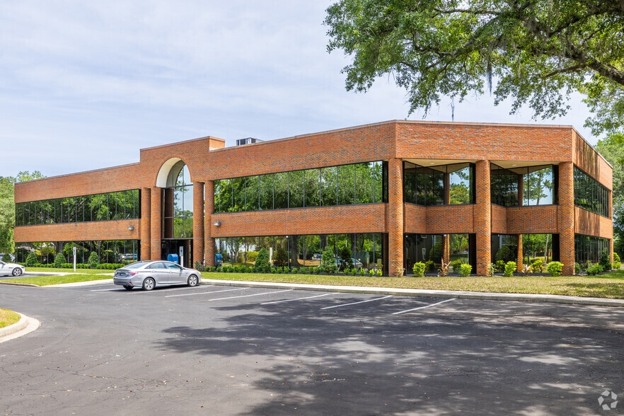 More Photos Of 7800 Belfort Pky, Jacksonville Medical For Lease