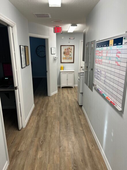 More Photos Of 1104 Kyle Wood Ln, Brandon Medical For Sale