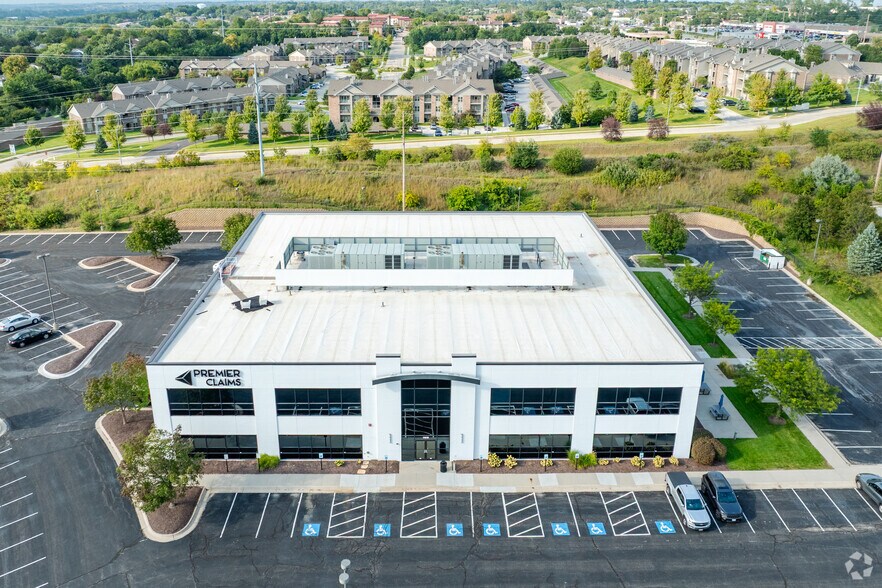 More Photos Of 11010 Burdette St, Omaha Office For Lease