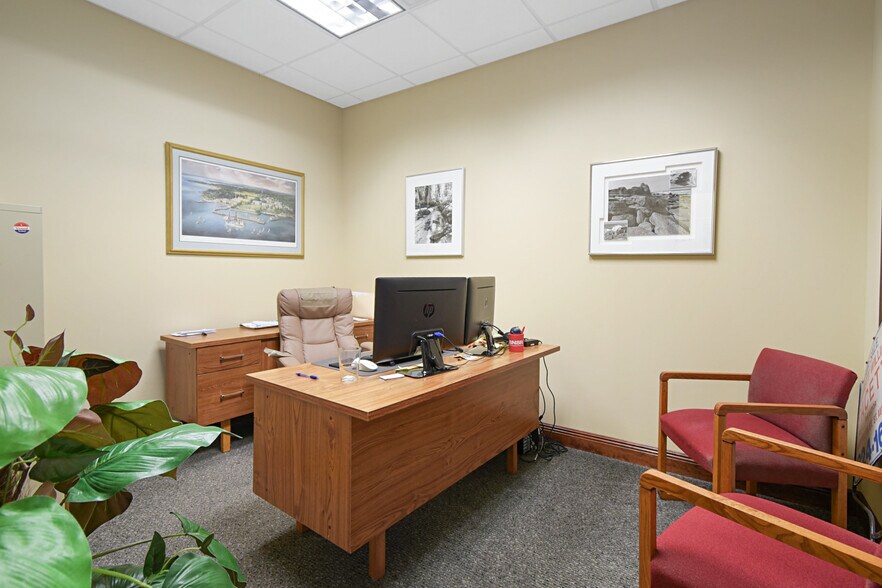 More Photos Of 1301 Plantation Island Dr, Saint Augustine Medical For Sale