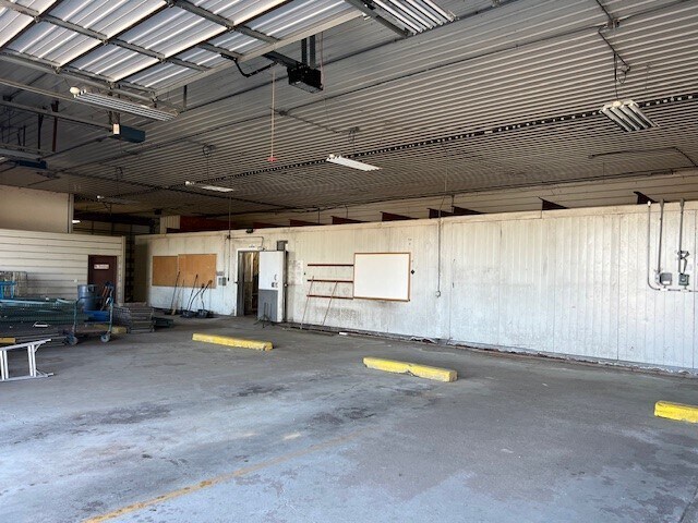 More Photos Of 2249 Otto Rd, Charlotte Industrial For Sale