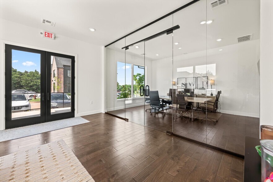 More Photos Of 3165 N Sooner Rd, Edmond Office For Sale