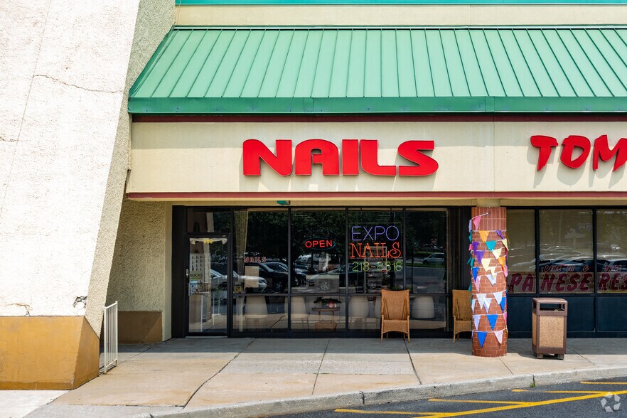 More Photos Of 800-1060 Delsea Dr N, Glassboro Unknown For Lease