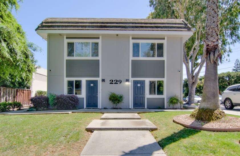 More Photos Of 229 Polaris Ave, Mountain View Office For Lease