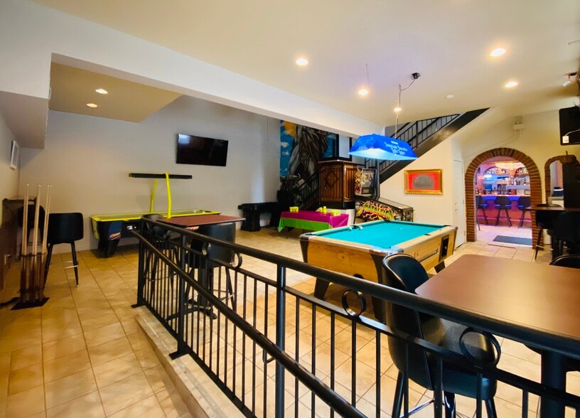 More Photos Of 2512 E Carson St, Pittsburgh Bar For Sale