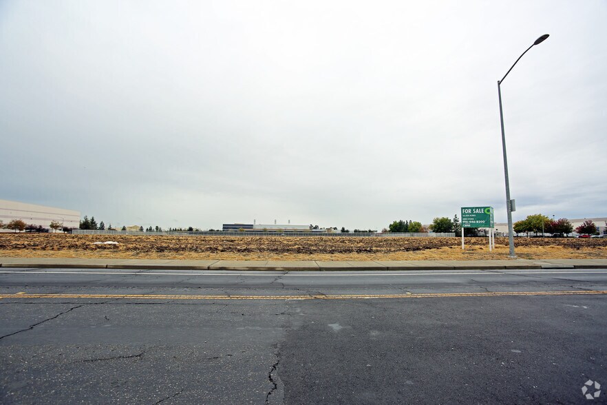 More Photos Of 500 Vaughn Rd, Dixon Land For Sale