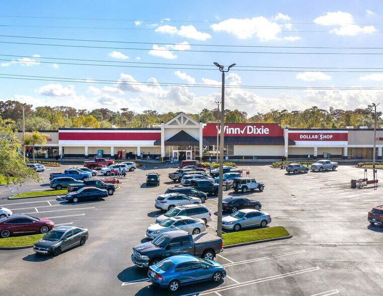 More Photos Of 13180-13300 E Colonial Dr, Orlando Unknown For Lease