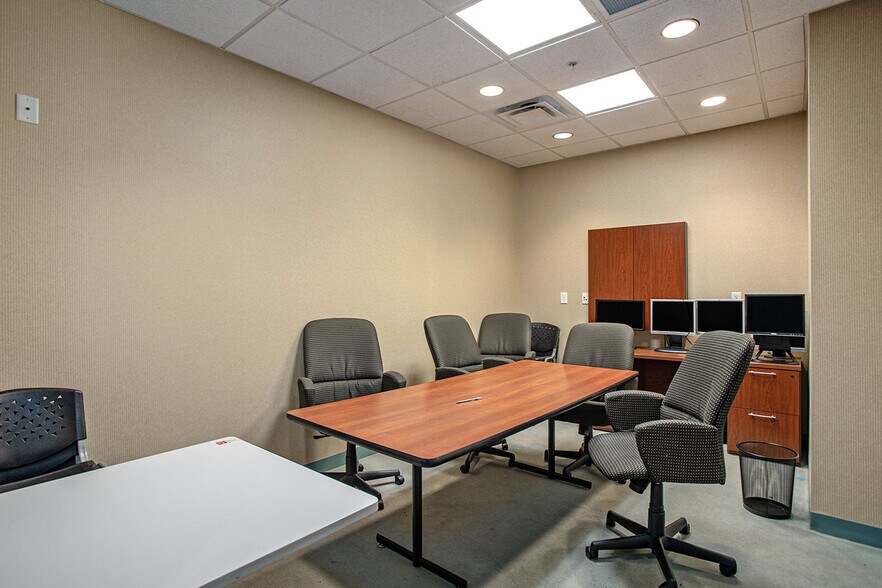 More Photos Of 3770 Capital Ave SW, Battle Creek Medical For Sale