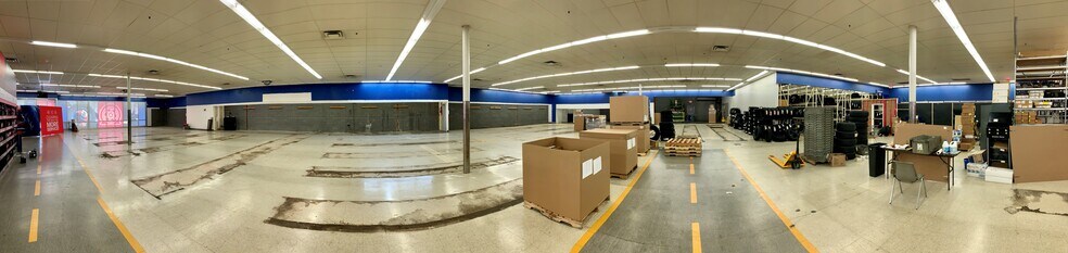 More Photos Of 1421 Gause Blvd, Slidell Auto Repair For Lease