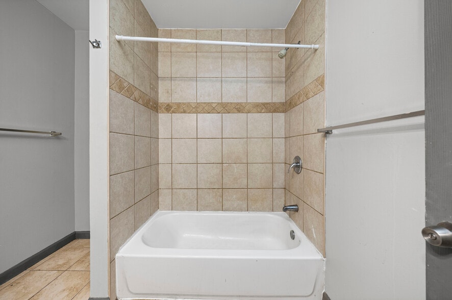 More Photos Of 1197 Virginia Park St, Detroit Apartments For Sale