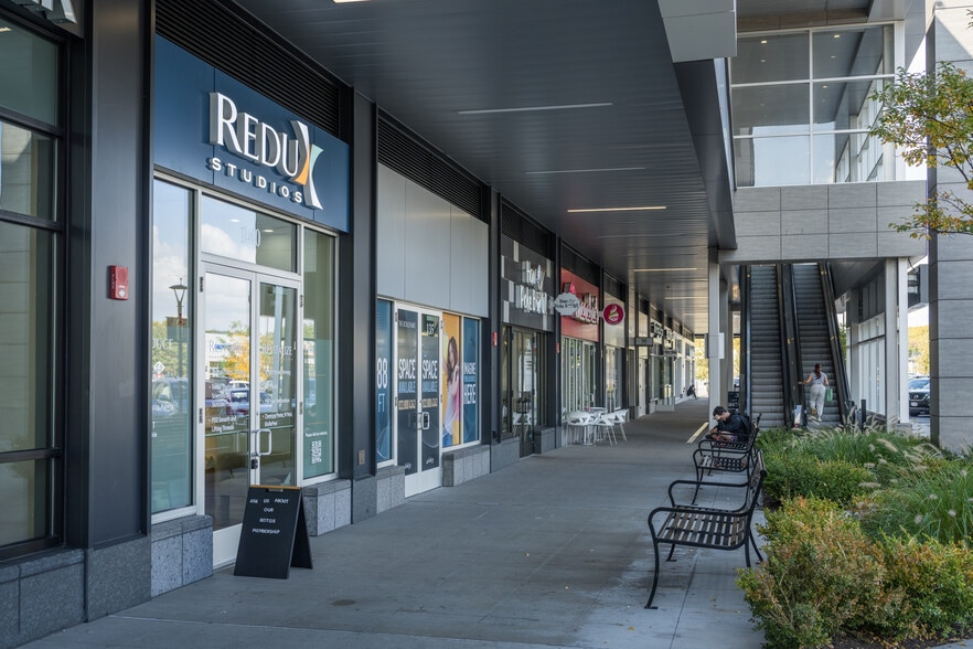 More Photos Of 2600 Hylan Blvd, Staten Island Unknown For Lease