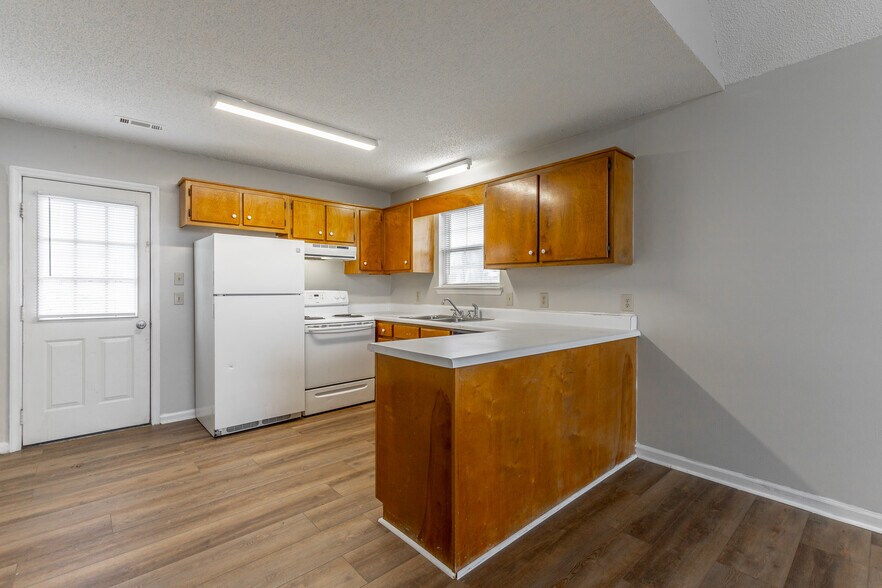 More Photos Of 14 Clara Dr, Ringgold Multifamily For Sale